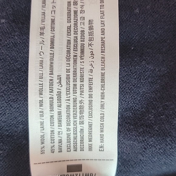 Abercrombie & Fitch V-Neck Sweater /M. - Picture 5 of 12